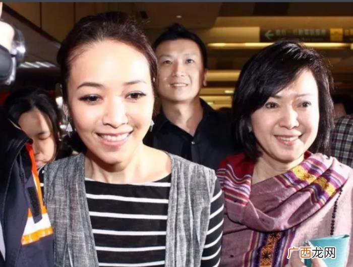邱嘉雄图片，邱嘉雄亲友曝其曾移情别恋邱嘉雄同学