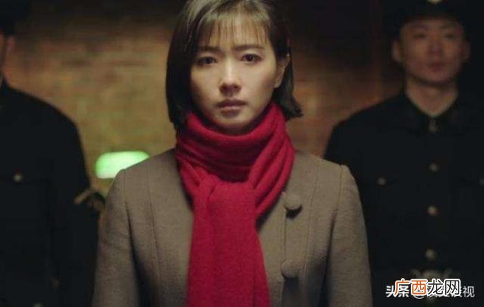 万茜周冬雨，胡静万茜周冬雨老中青三代美女同台飙戏