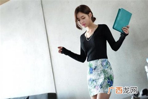女生说不喜欢你又和你聊天是什么意思？