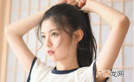 性子冷的女生应该怎么追？怎么才能打动她
