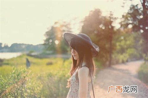 女生不删你却屏蔽你是怎么回事？