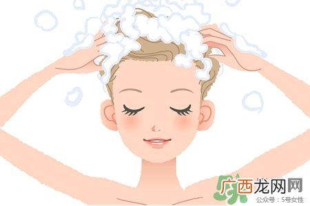 冬天洗头不吹头发好吗？冬天洗头不吹干会怎么样？