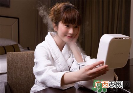 蒸脸器可以祛痘吗??长痘痘可以蒸脸吗?