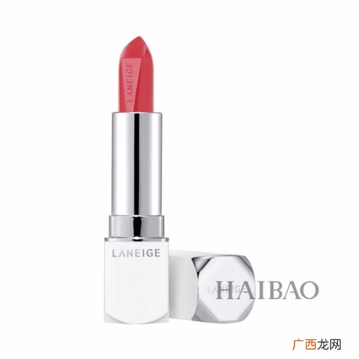 辛芷蕾嘴唇，Baby辛芷蕾嘴唇有硬伤怎么还能这么美