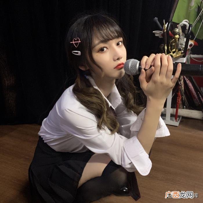 宋昕冉颜值，拥有完美身材和高颜值的宋昕冉小姐姐