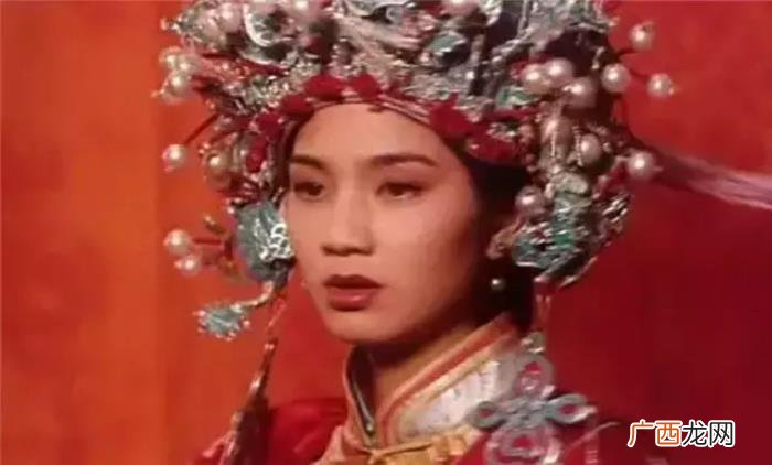 张丹峰老婆，张丹峰老婆洪欣年轻时期到底有多美