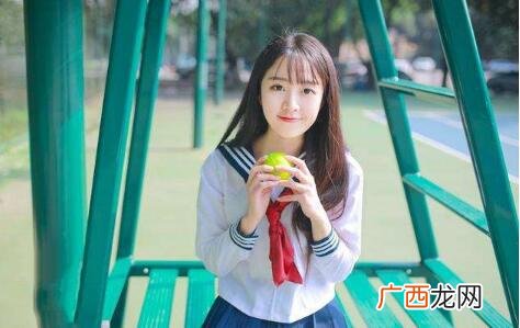 为什么认真追女生就失败？随意一点反而追到女生