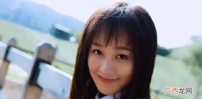谁追赵丽颖，这位童星被曝光恋情后人气榜直追赵丽颖