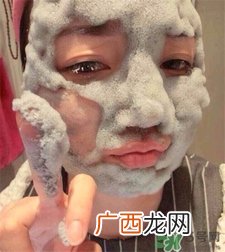 小黑猪泡泡面膜多少钱?小黑猪碳酸泡泡面膜韩国价格