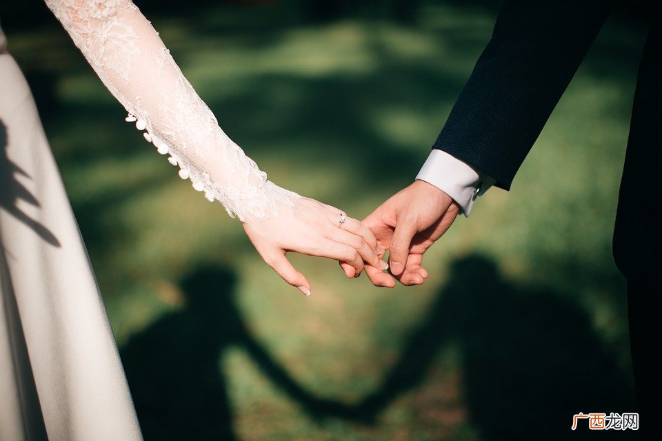 女人出轨还能要吗，女方婚内出轨最好的解决方法