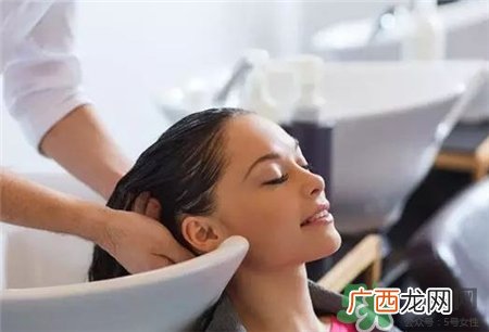护发素需要洗干净吗?护发素要冲干净吗?