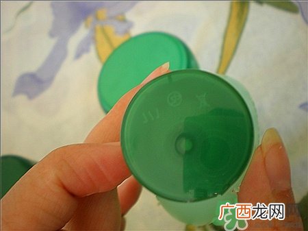 boots小黄瓜水真假 boots小黄瓜爽肤水真假辨别