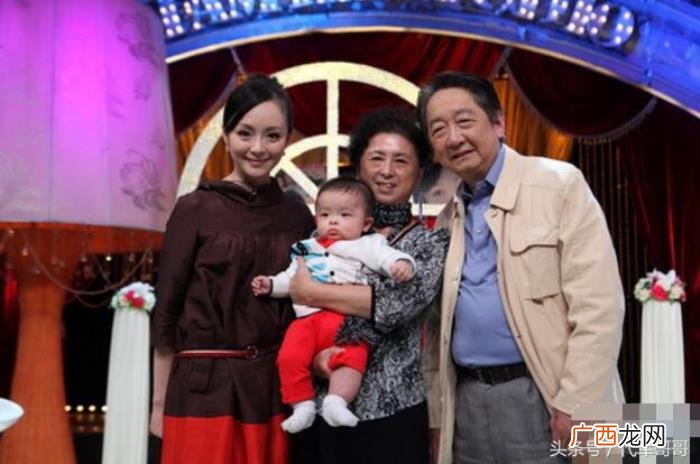 美女演员嫁给日本老公被传离婚 许榕真的老公