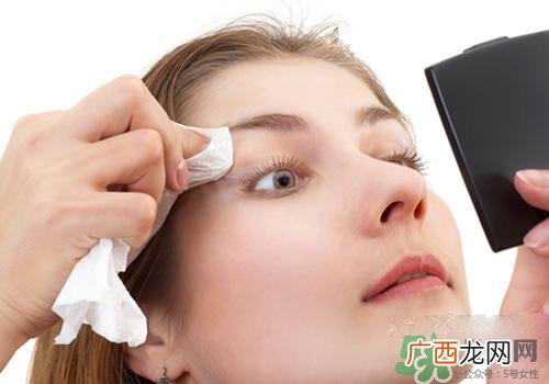 润肤露可以卸妆吗？润肤露怎么卸妆？