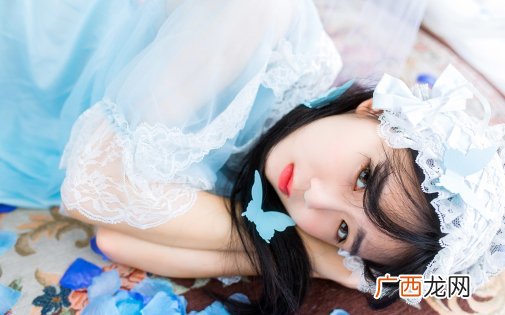 没钱的男生怎么追女生？