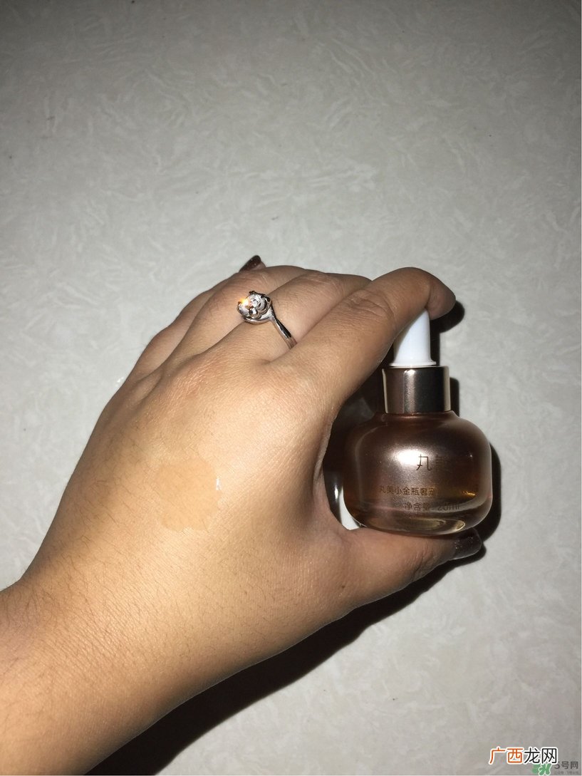 丸美白色之恋纯白霜怎么样?丸美白色之恋纯白霜好用吗?