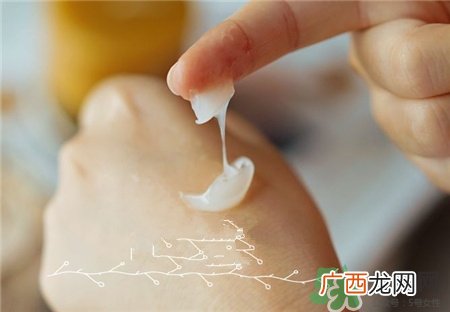星期四茶树凝胶真假 星期四茶树凝胶真假辨别