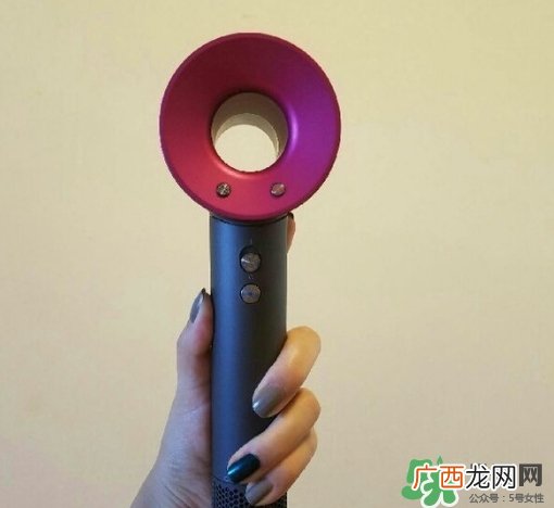 dyson吹风机多少钱？dyson吹风机价格