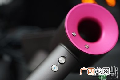 dyson吹风机怎么用？戴森吹风机使用方法