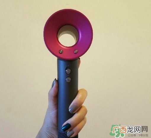 dyson吹风机怎么用？戴森吹风机使用方法
