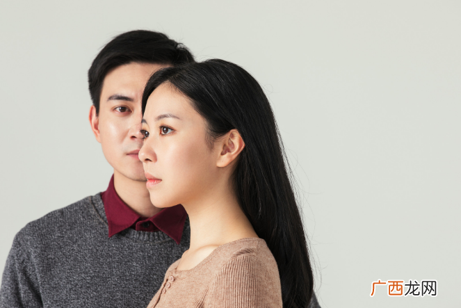 老公出轨两年才发现，发现老公出轨了该怎么和他谈