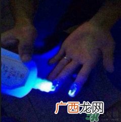 大宝sod蜜用了会变黑吗？大宝sod蜜有激素和荧光剂吗？