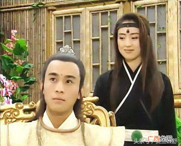 上官燕喜欢，欧阳明日为什么那么快就喜欢上了女神龙上官燕