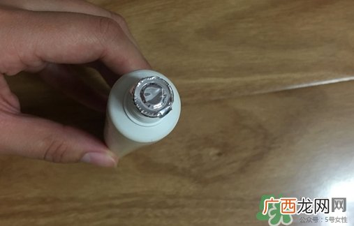 百雀羚三生花护手霜怎么用?百雀羚三生花护手霜使用方法