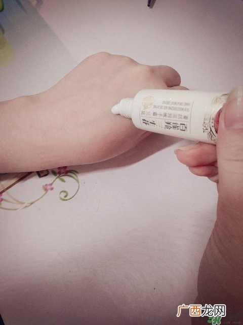 百雀羚三生花护手霜怎么样?百雀羚三生花护手霜好用吗?