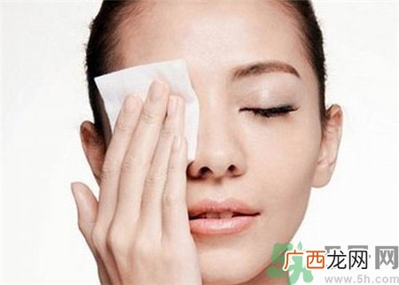湿纸巾可以卸妆吗?用湿纸巾卸妆好吗?