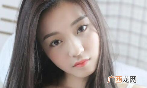 和女生聊天聊着就不回话了该怎么办？