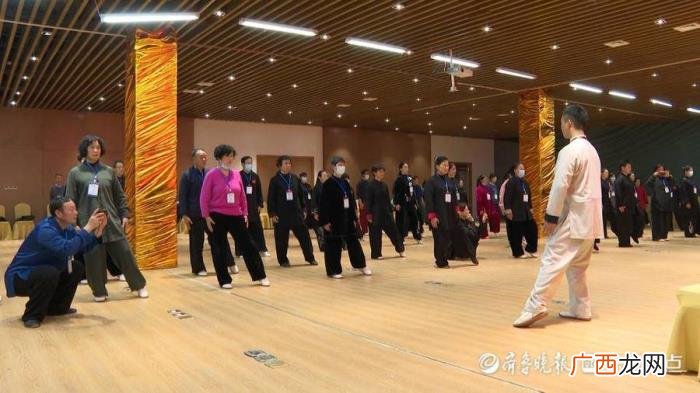 太极拳教学，菏泽市体育局举办老年人太极拳教学骨干培训班