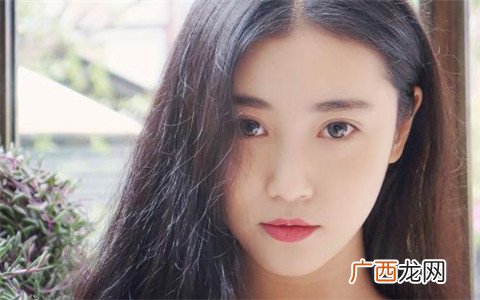 喜欢上一个大龄剩女，该怎么追？