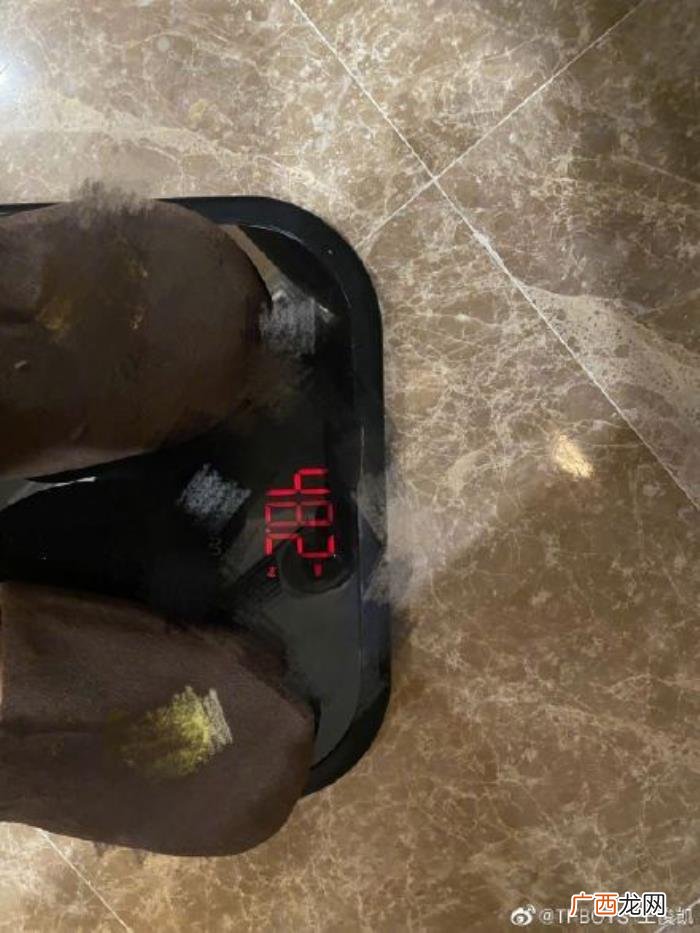 王俊凯体重,王俊凯晒体重180cm仅90多斤