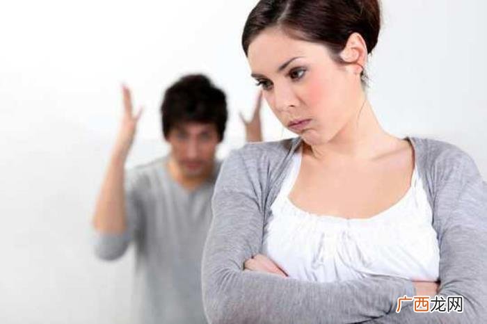 老丈人看不起自己怎么办、老丈人看不起女婿的表现