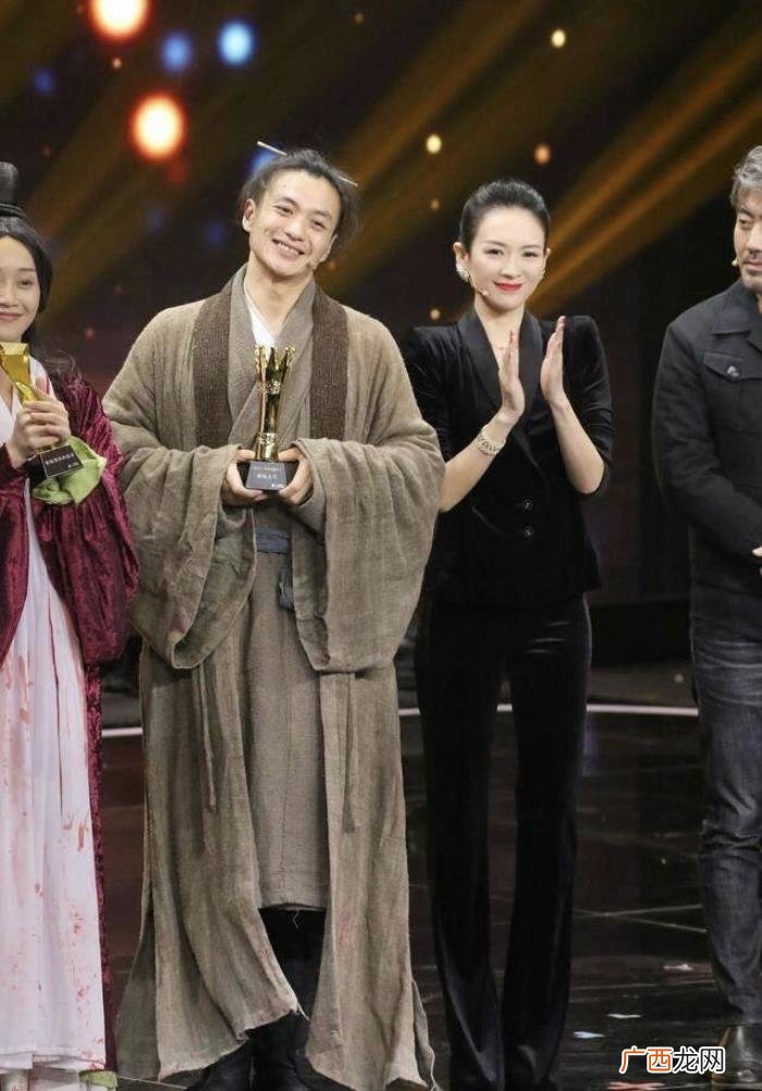 周一围粉丝，朱丹就是老公周一围的头号粉丝兼最大迷妹