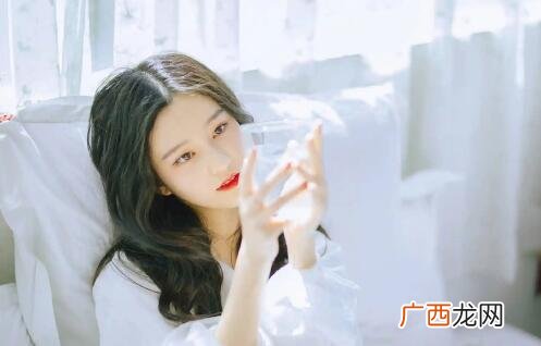 感性的女孩什么特点？该怎么追感性的女孩