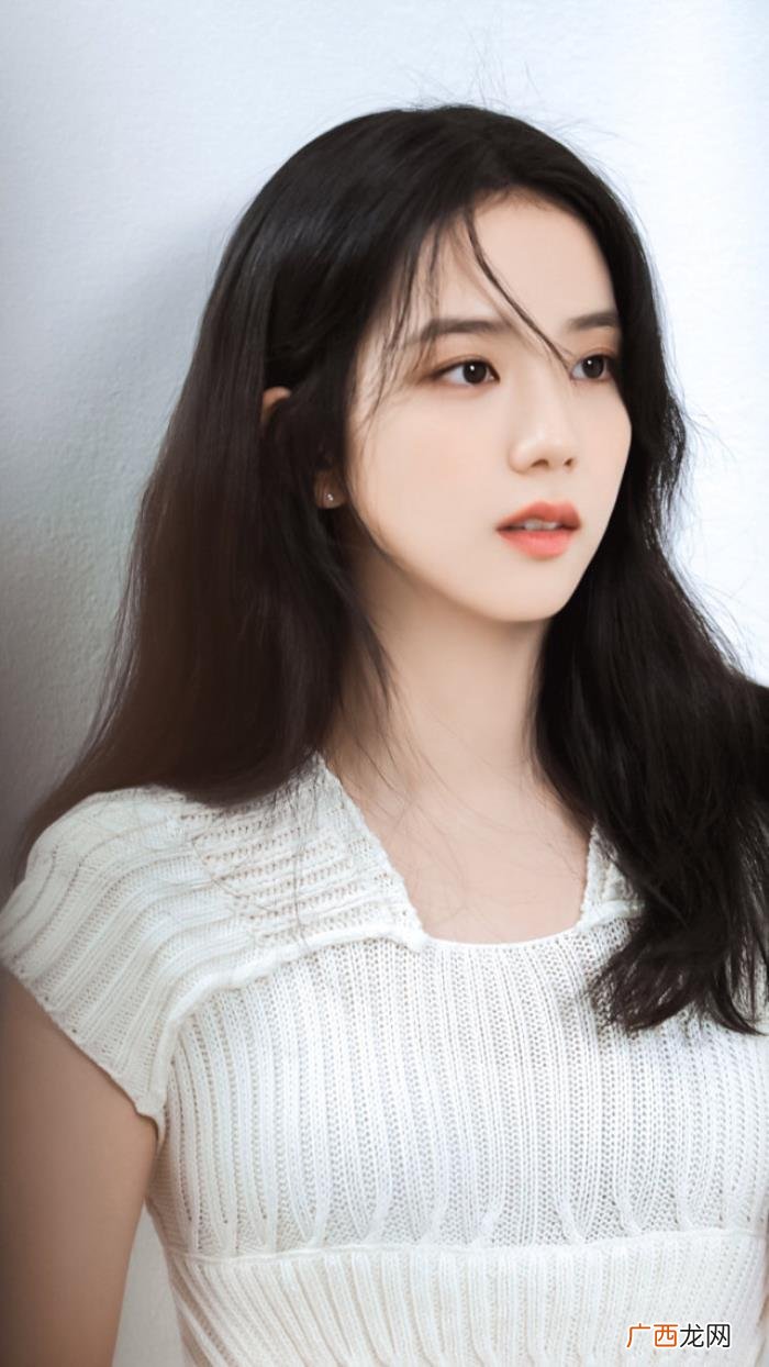 金智秀壁纸，来康康金智秀jisoo的盛世美颜