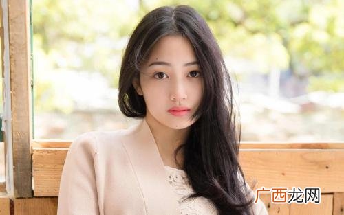 女生态度很冷淡还有必要继续追吗？
