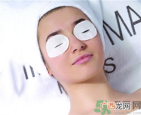 纸巾可以代替面膜纸吗?纸巾可以代替化妆棉吗?