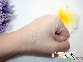 倩碧2号水有酒精和无酒精的区别