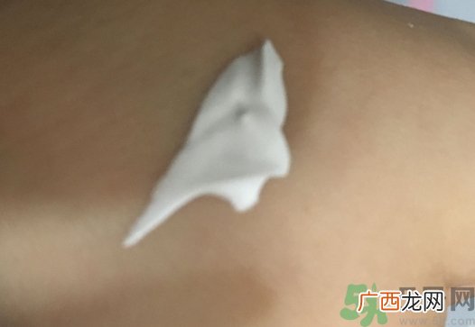 韩后水光裸妆v7素颜霜怎么样?