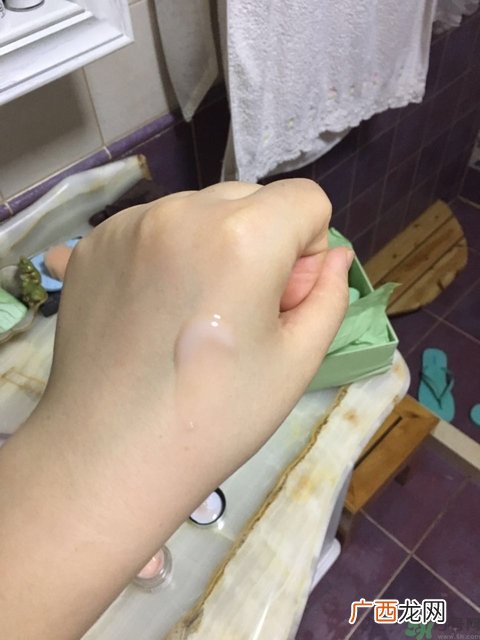 倩碧三部曲适合什么年龄?倩碧三部曲适合什么肤质?