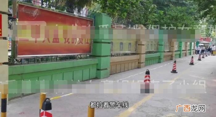 张子枫高考，曝张子枫搞特殊高考后坐私家车离开