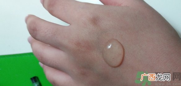 奥蜜思新水原力保湿液怎么用?