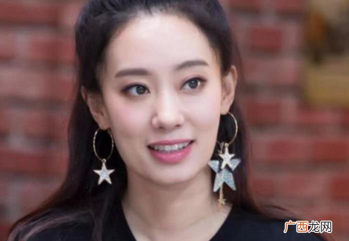 张小斐背景,演一部电影就红的张小斐真的毫无背景吗