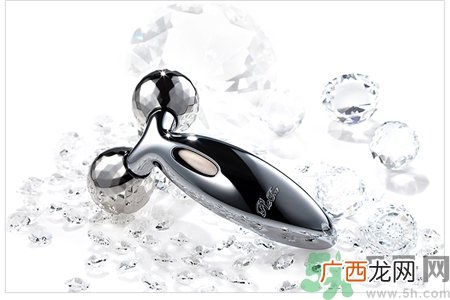 refa可以用清水洗吗?refa可以用酒精擦吗?