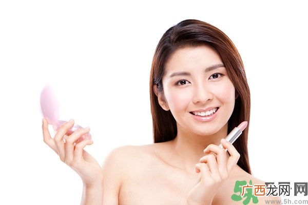 女生皮肤差怎么改善？皮肤差的女生每天应该怎样做