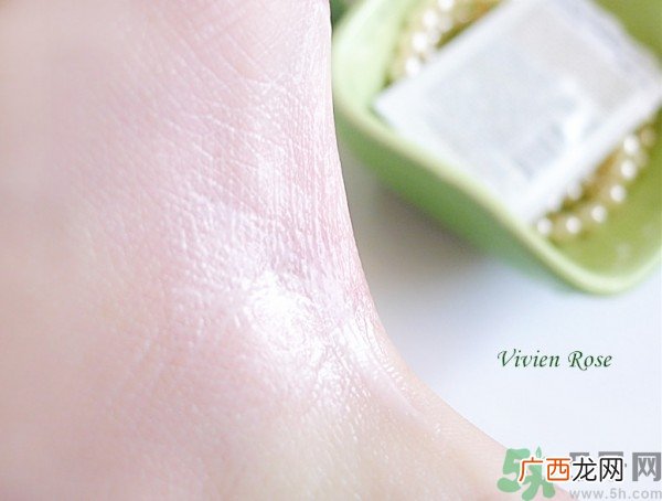 fresh睡莲眼霜怎么用？fresh睡莲眼霜真假鉴别