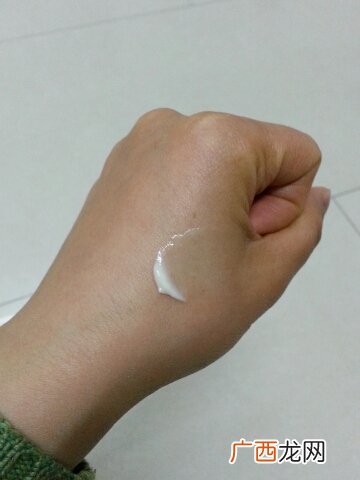 嗳呵有机优蓓眼霜怎么样?嗳呵有机优蓓眼霜好用吗?